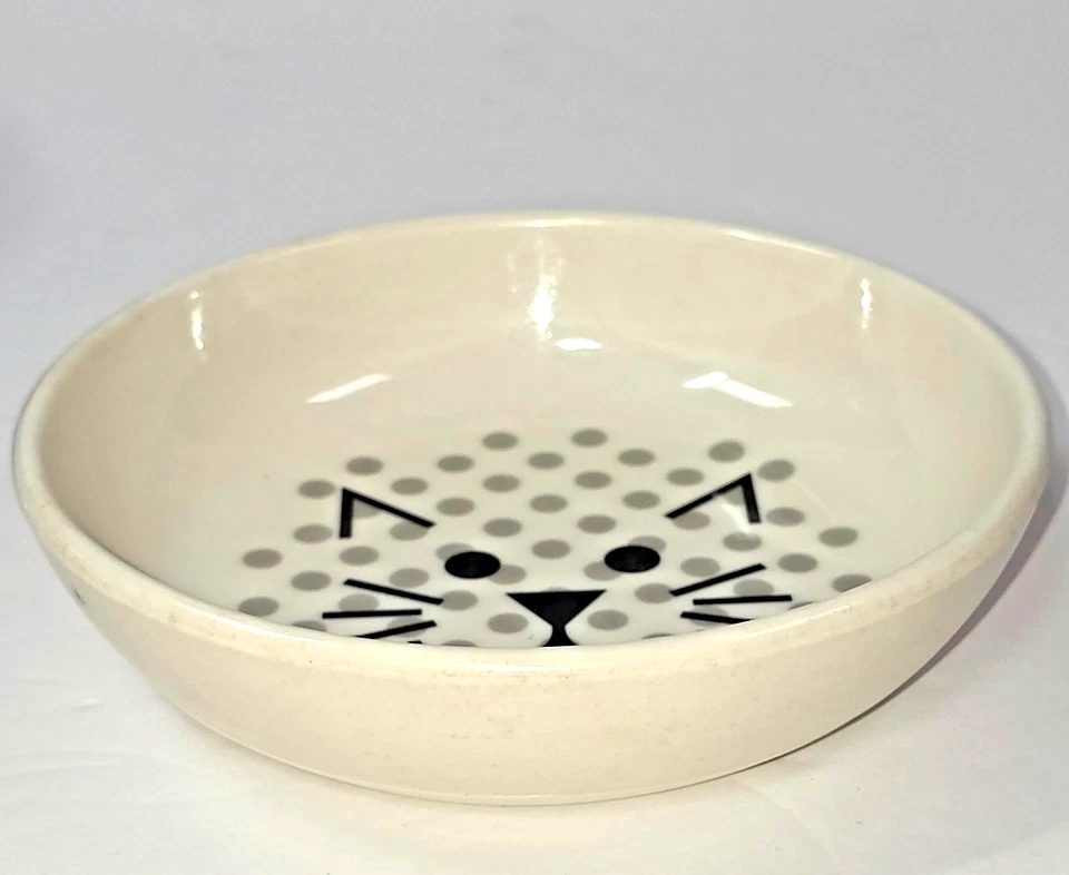 Van Ness Ecoware 8 oz cuenco para gatos base de goma antideslizante motivo de lunares para gatos de 5" Foto 2 de 4