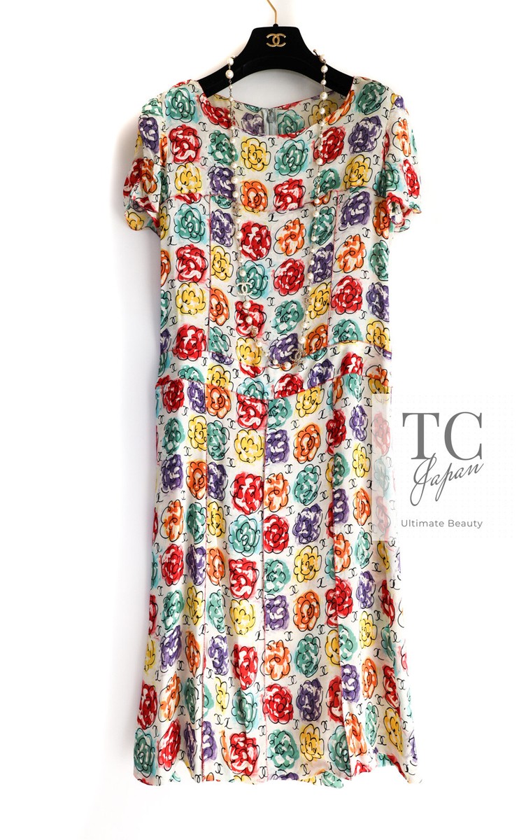 CHANEL 98S Vintage CC Logo Floral Pattern Multicolor Silk 100  