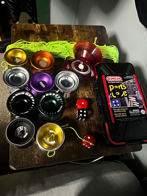 Duncan Yo-Yo Lot w/ Parts Storage Case, Assorted Strings and Extra Parts