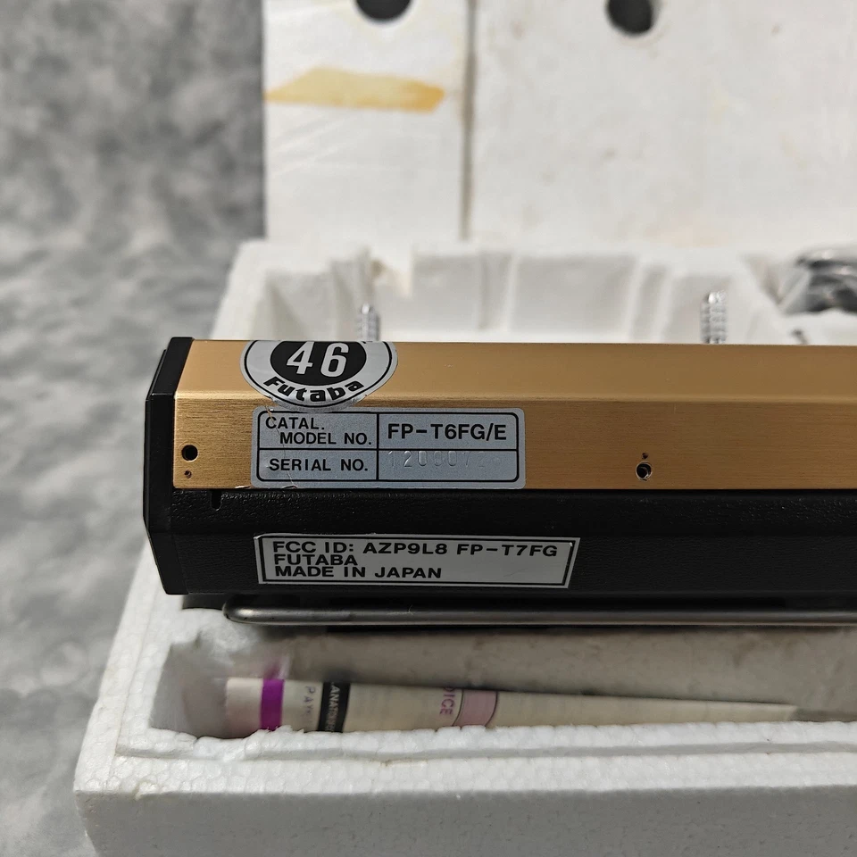 Futaba FP-T6FG/E AM 72.710MHz Ch46 RC Transmitter Set w/ Charger Japan Vintage - Image 3 of 4