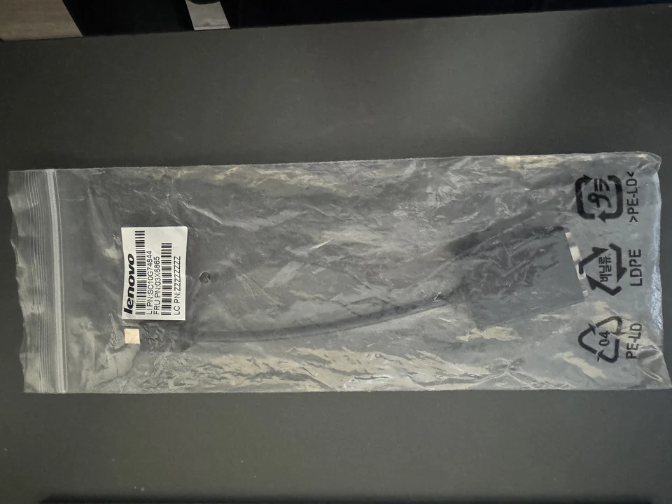 Genuine Lenovo Mini-DisplayPort To VGA Adapter (STM STDP3100) - Image 3 of 3