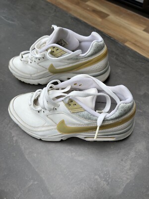 Nike Air Sneaker / sehr wenig getragen / Größe 38