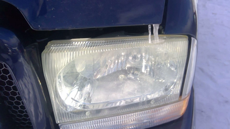 04 FARO FORD F250 SD PICKUP LADO CONDUCTOR LH LIGERO NUBLADO Foto 2 de 4