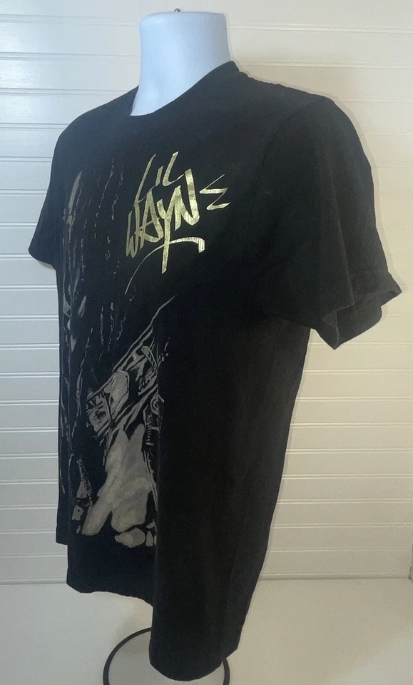 Camisa Lil Wayne Hombre Mediana Negra Cuello Redondo Dorado Frontal Gráfico Manga Corta Foto 3 de 4