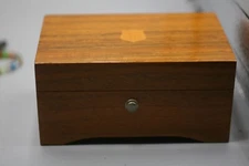 VINTAGE THORENS MUSIC BOX #26 1/2 MADE IN SWITZERLAND INLAYED WOOD Z1