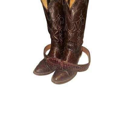 Vintage Justin Chocolate Alligator Cowboy Boots size 10.5 D & Belt