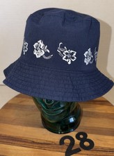 BLUE POLYESTER/COTTON WOMANS BLUE FLORAL PRINT OSFM BUCKET HAT VGC. 28