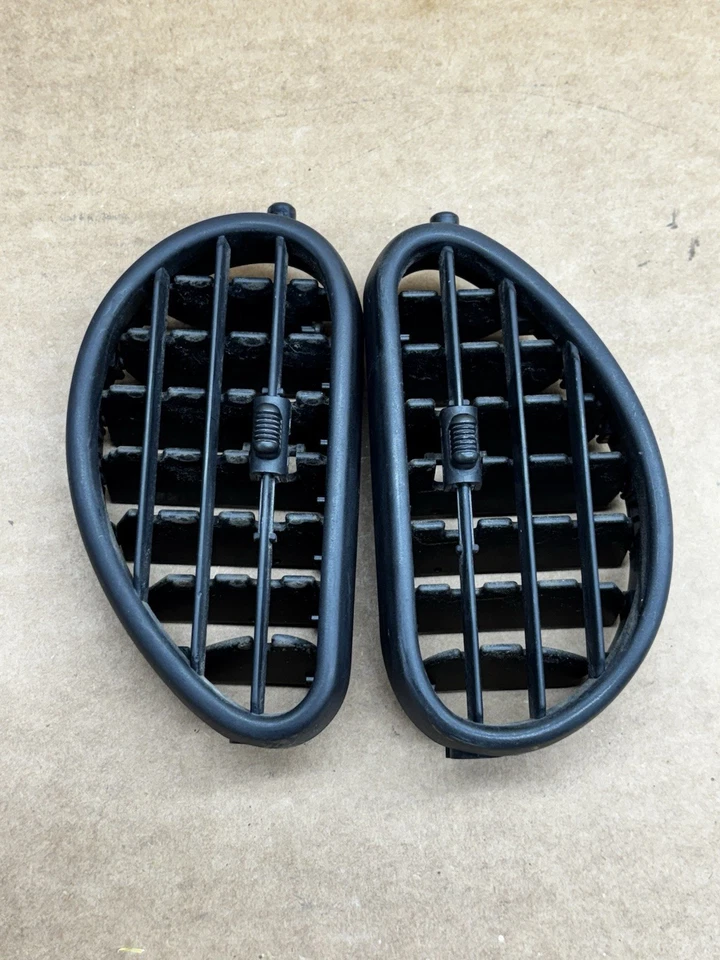 Внутренние вентиляционные отверстия для центральной приборной панели слева справа для Ford Econoline E-150 E250 E350 1998-2007 годов выпуска - Изображение 4 из 4