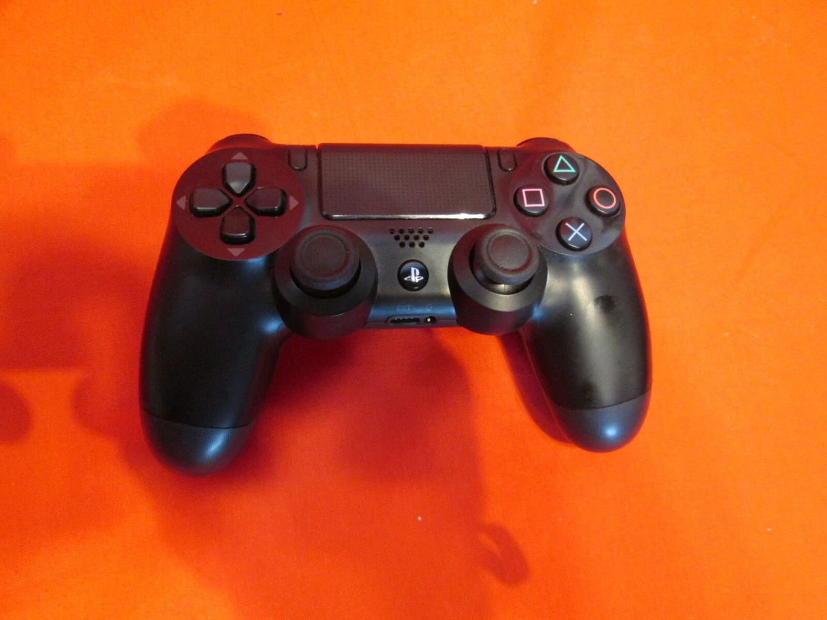 DualShock 4 Wireless Controller for PlayStation 4 - Jet Black