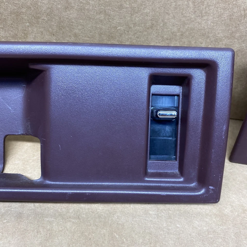 1994 - 1996 年别克 Roadmaster 栗色门板插入 2 件套后背 2 件 — 第 4/4 张图片