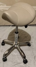 Brewer Hydraulic Adjustable Rolling Saddle Stool in Biege