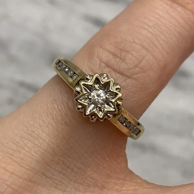 9 Karat Gold Ring Diamant 0,15ct Illusion Kanalband 375 Gelbgold - Größe H 1/2