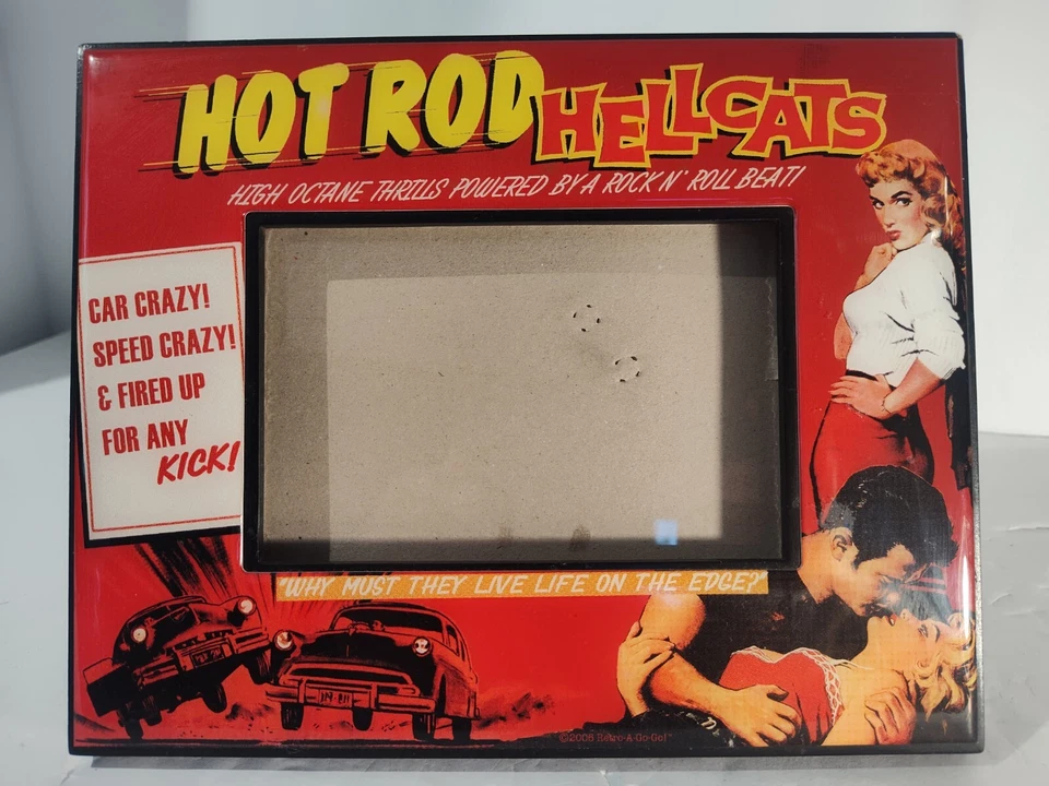 Marco de fotos retro-go hot rod hell cats coche crazy rock n roll beat años 50 Foto 2 de 4