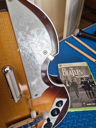 The Beatles Rock Band - Limited Edition (Xbox 360) Premium Bundle MINT