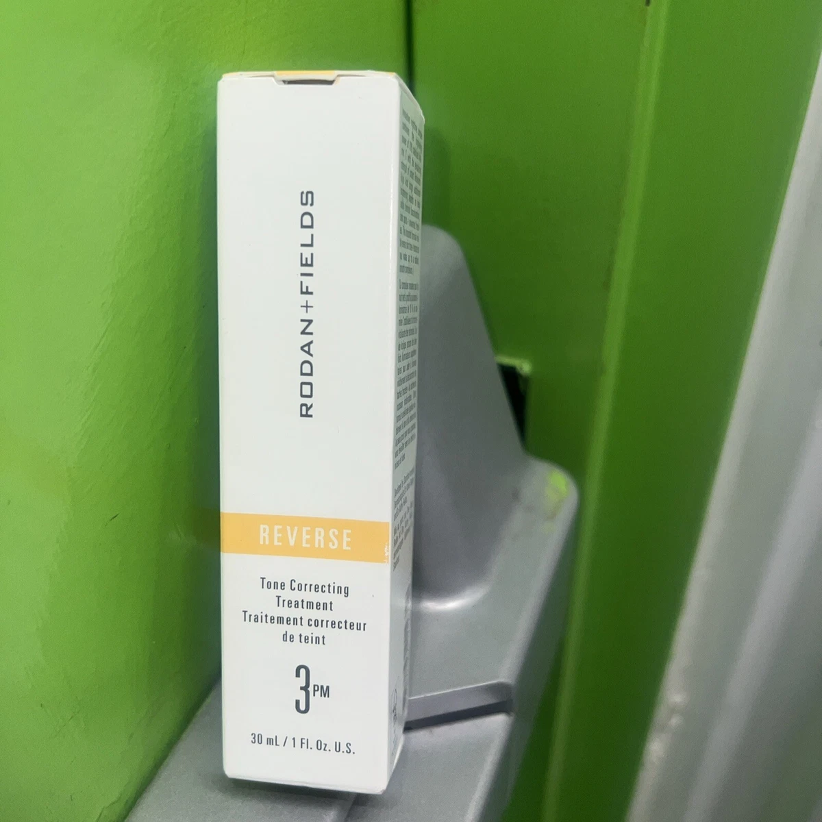 RODAN + FIELDS REVERSE TONE CORRECTING TREATMENT, NIB $115, 30 ML