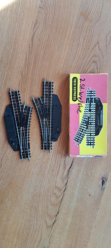 Trix Express 4351 und 4353  Weichen | Zustand: Neu