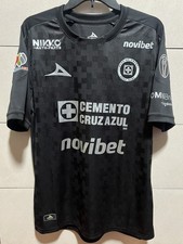 Cruz Azul Jersey Original Negra Pirma 2025 - 2026 Con LIGA BBVA MX Y 9 Copas