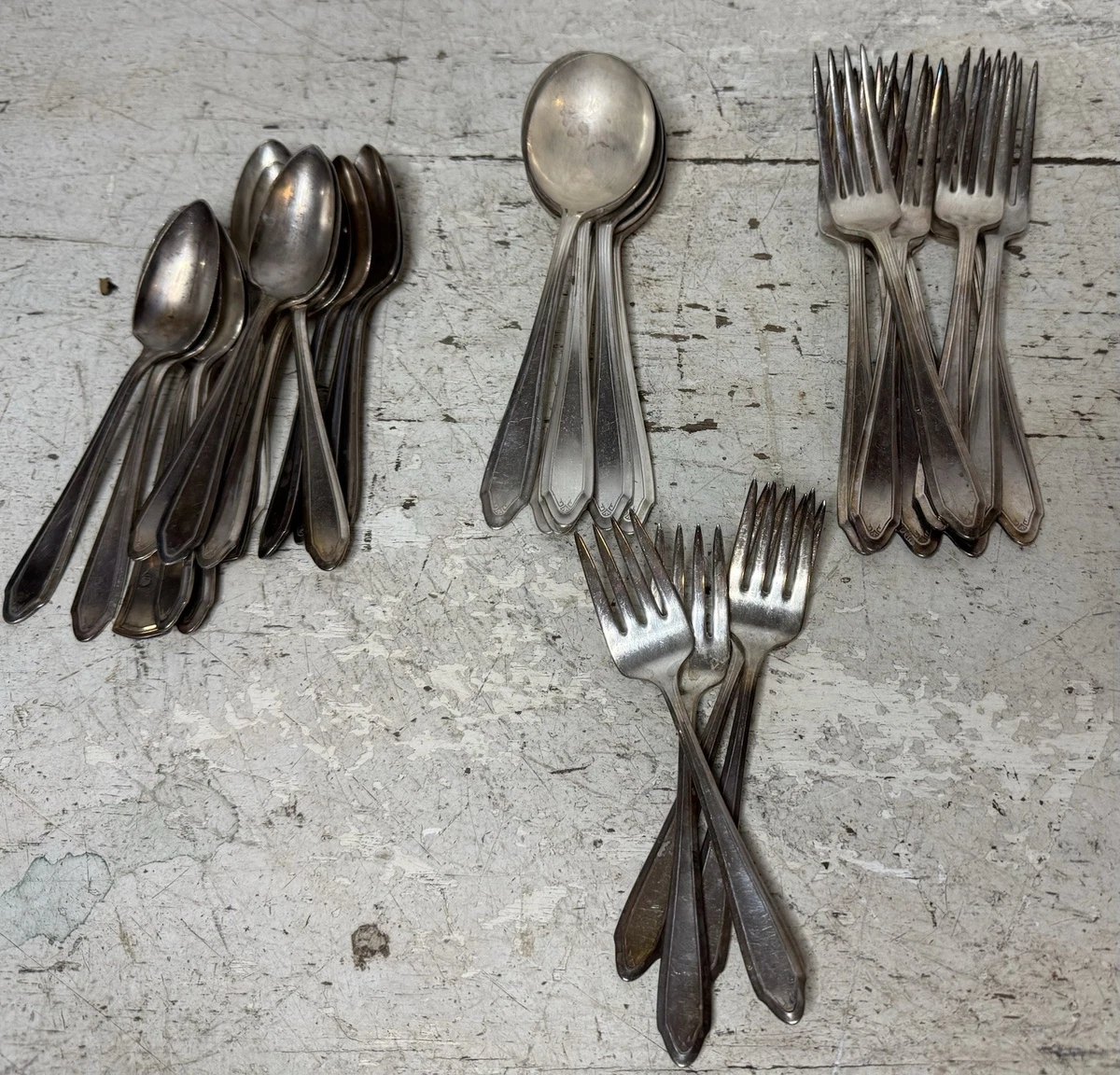 National Silver Co. Post - 1940 Flatware-Set Antique US Silver