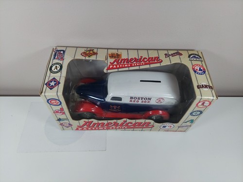 ERTL MLB Boston Red Sox GMC Panel Van Die Cast Coin Bank - Picture 2 of 3