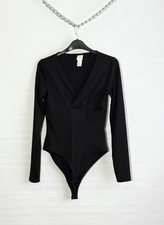H M black long sleeve bodysuit. SZ-S