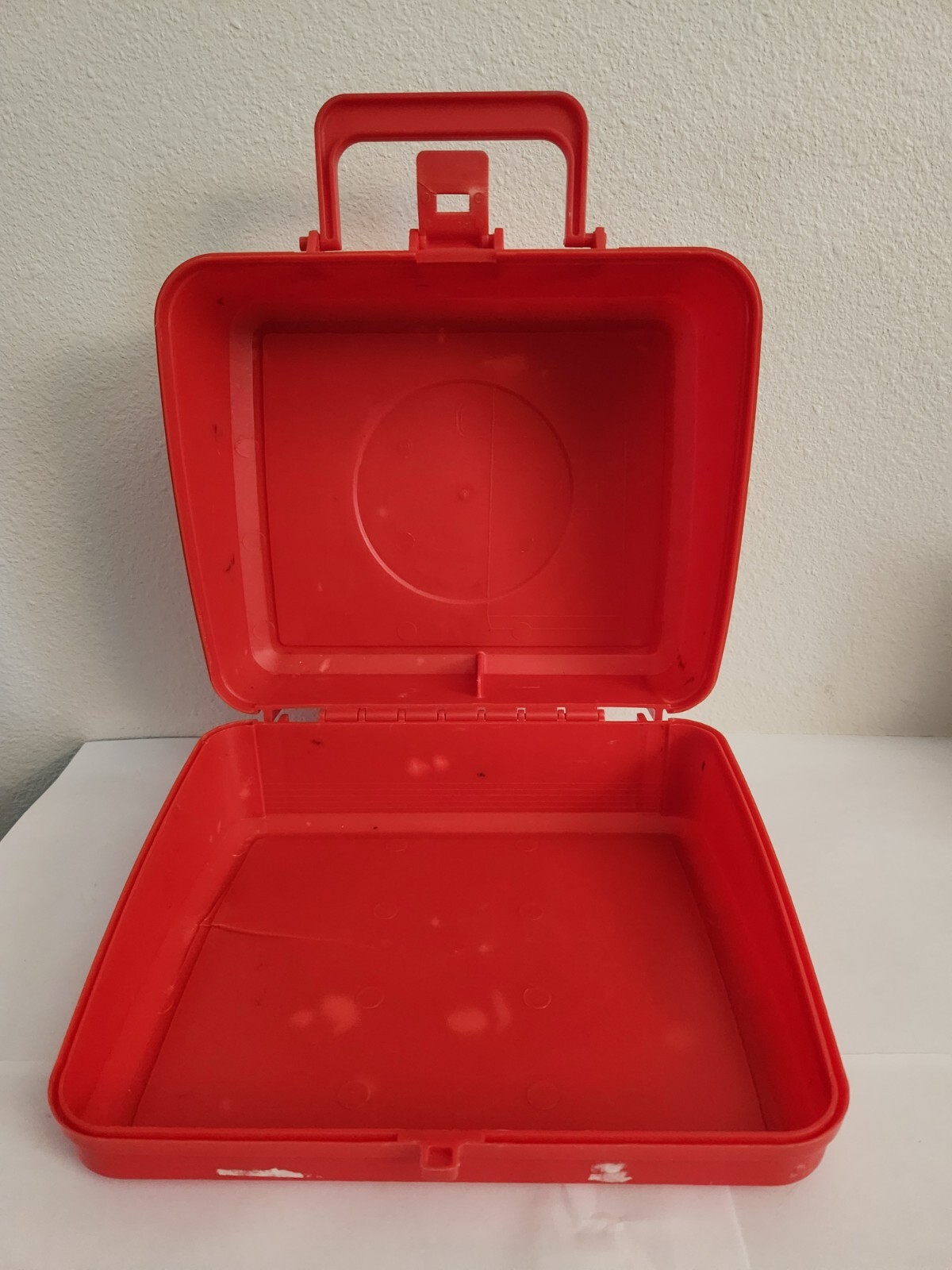 RED Macho Man Randy Savage WWF WWE Slim Jim Aladdin Lunchbox 1997