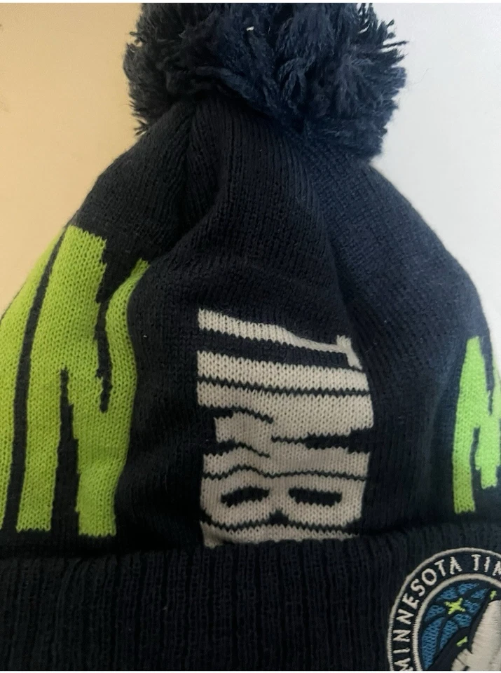 Minnesota Timberwolves New Era NBA Basketball Pom Beanie - Image 4 of 4