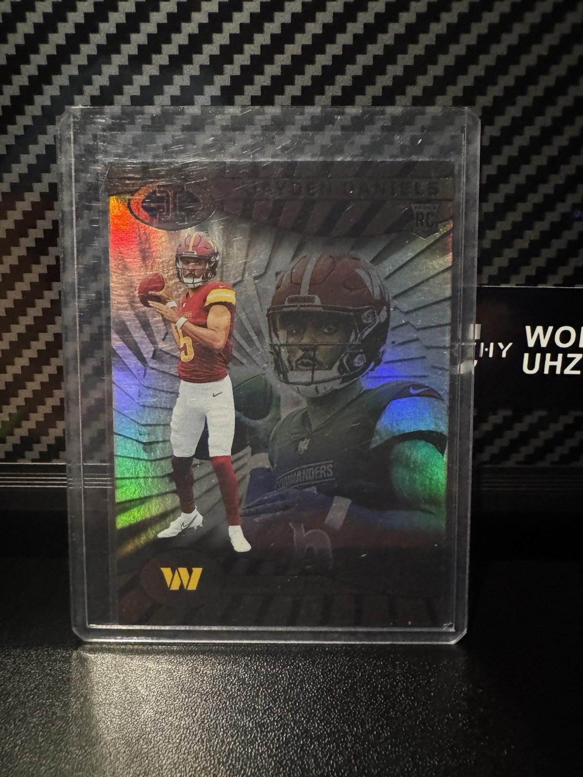 2024 Panini Illusions - Jayden Daniels #93 Retail (RC)