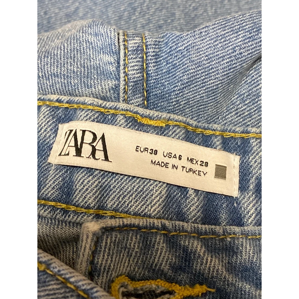 Zara Women's Blue High Waisted Medium Wash Wide Leg Baggy Denim Jeans Size 6 - Image 4 of 4