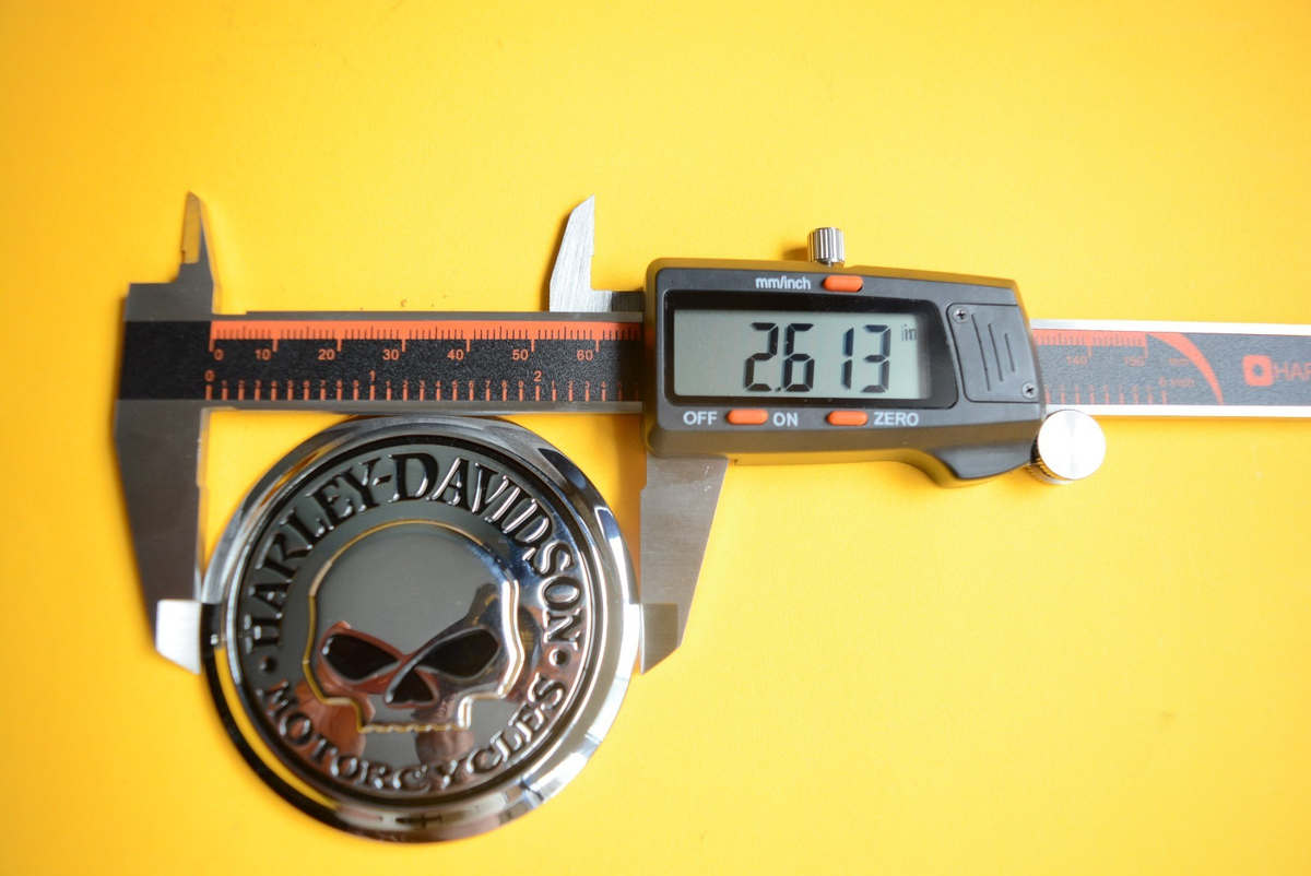Harley softail dyna willie g skull gas fuel tank cap cover