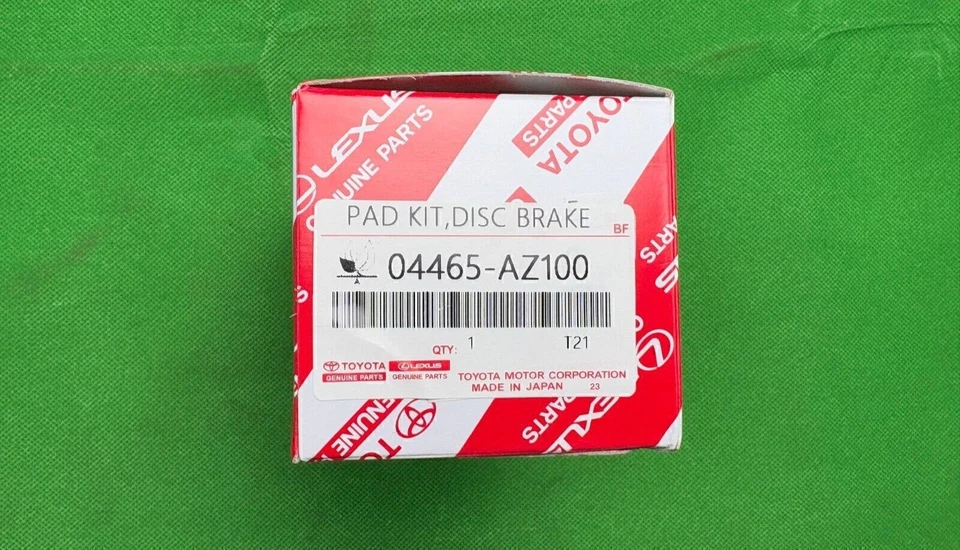 OEM Genuine Toyota Tacoma Front Brake Pads 04465-AZ100 Replacement 04465-AZ200 - Image 3 of 4