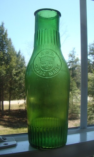 Antique 1890's SEVILLE PACKING CO- NEW YORK Embossed CROWN Pickle Food Bottle