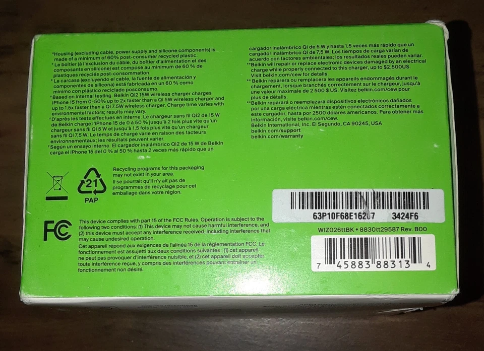 Belkin 2-in-1 Travel Pad 15W, Foldable Qi2 Wireless Charging Station Apple Watch - Image 2 of 4