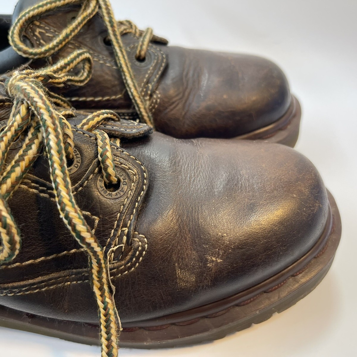 Dr. Martens 8424 Vintage Brown Leather Platform Lace Up  display picture 1