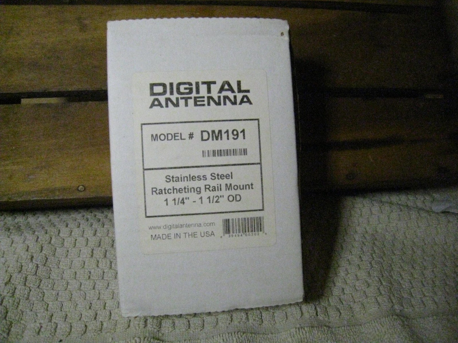 Digital Antenna marine ratcheting Rail Mount DM191 SS 1-1/4