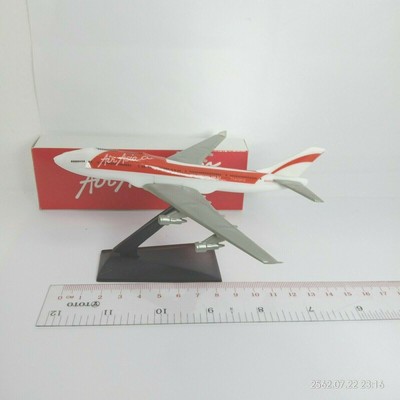 thai airways toy plane