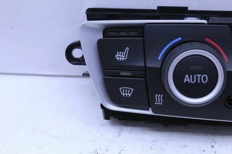 Оригинальная б/у панель управления климат-температурой 2015 BMW M4 F82 - Изображение 3 из 4