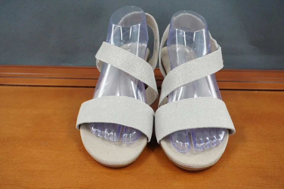 Sandalias Munro para mujer talla 9,5 WW beige Lucia gamuza tacón bloque tiras M472461 Foto 2 de 4