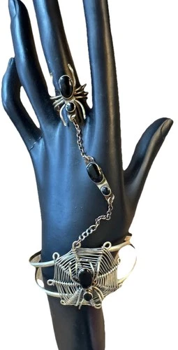 VTG SILVER SLAVE BRACELET BLACK SPIDER BRACELET RING SET BOHO HIPPIE READ