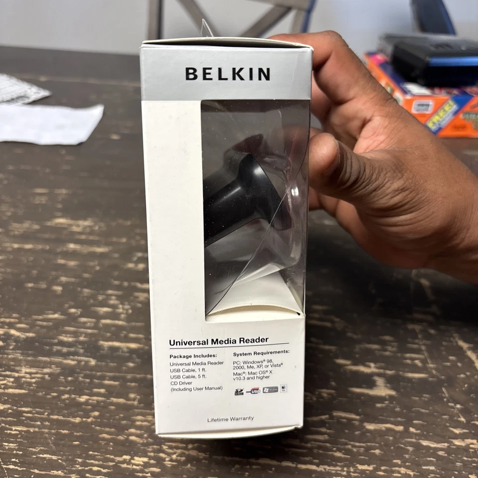 Belkin Universal Flashcard Media Reader USB 2.0 F4U003 Brand New Sealed - Image 2 of 4