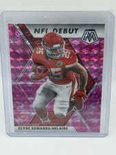Panini Mosaic 2020 Clyde Edwards-Helaire #266 Camo Pink Prizm Rookie Card