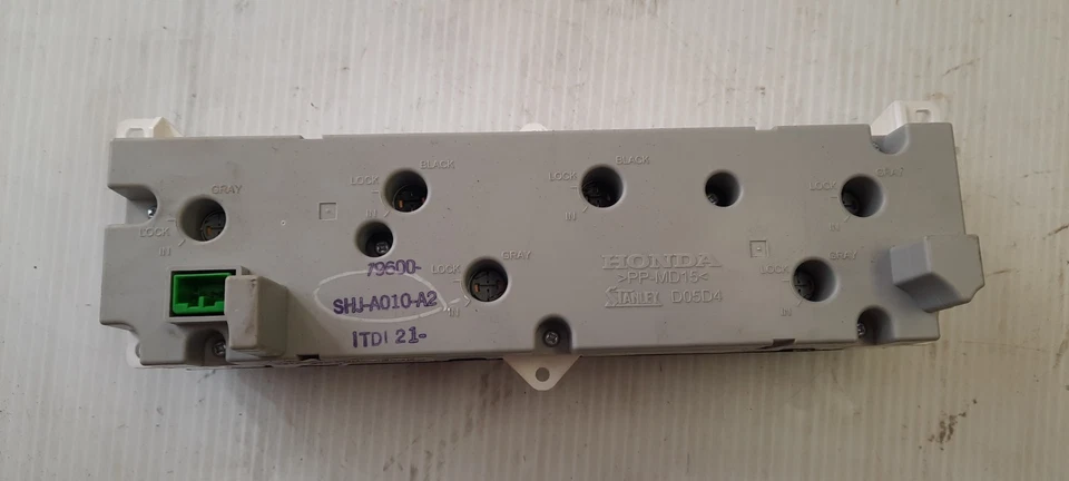 2006 Honda Odyssey Climate Control - Image 2 of 3