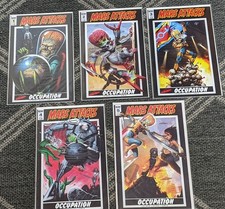 2015 Topps Mars Attacks: Occupation Trading Cards 13