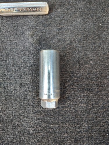 Vintage Craftsman 3/8" Ratchet w/Oil Port 13/16" Spark Plug Socket -V- USA Made - Picture 3 of 13