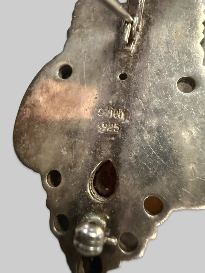 Кулон/брошь из чистого серебра с гранатом и перламутром Sajen Goddess Face - Изображение 4 из 4