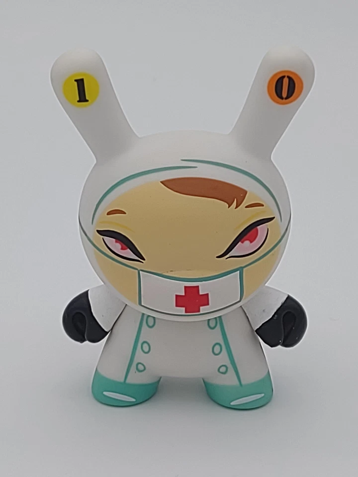 Kidrobot Dunny The 13 #10 Enfermera Cackle 3" Figura Vinilo Kathie Olivas Foto 2 de 4
