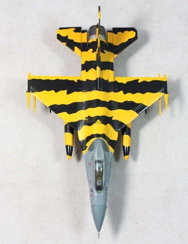 F-16A Fighting Falcon NATO Tiger meet MLU BAF1/72 no diecast plane Easy model - Picture 10 of 10