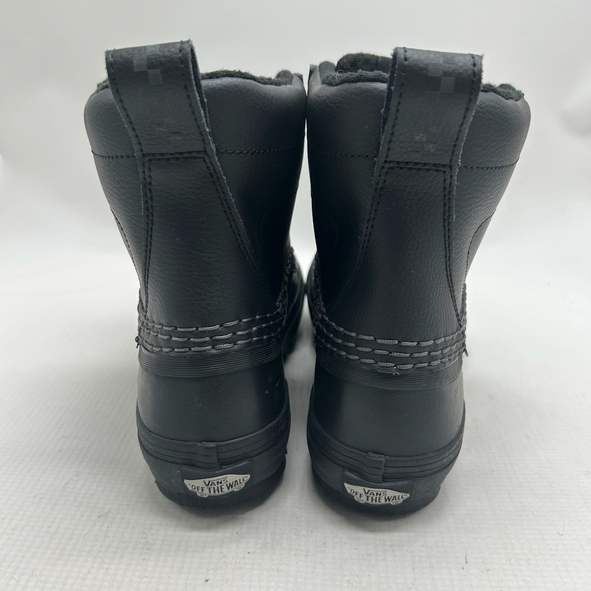 Vans Standard Mid MTE Men display picture 1
