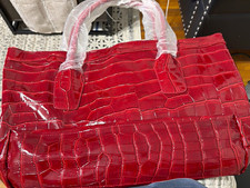 Women’s Large Red Patent Faux Leather Crocodile Embossed Tote Handbag Handles