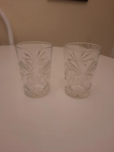 Vintage Anchor Hocking Starburst And Fan Designs Flat Tumblers. 4 1/2 In Tall.