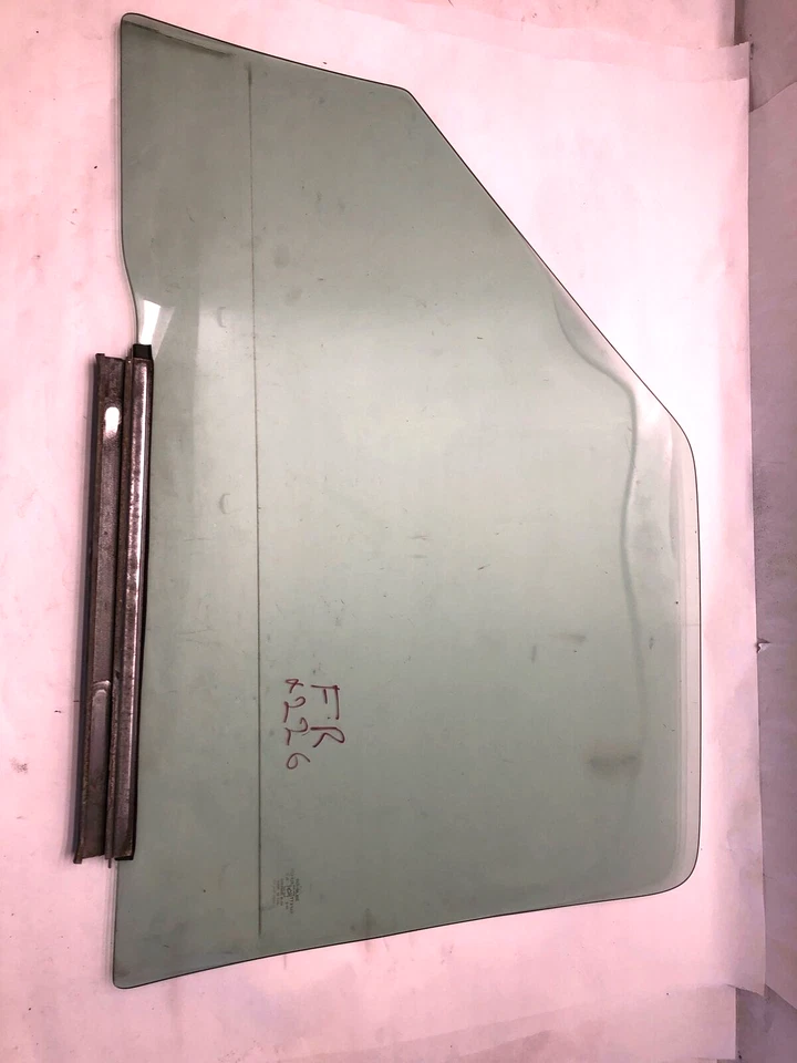 1994 - 2004 CHEVROLET S10 передней двери стекла окна пассажира правой стороне - Изображение 3 из 4